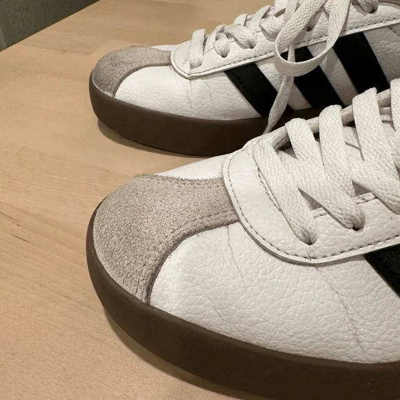 Adidas Womens VL court 3.0, White and Black Sneakers - Picture 3 of 12